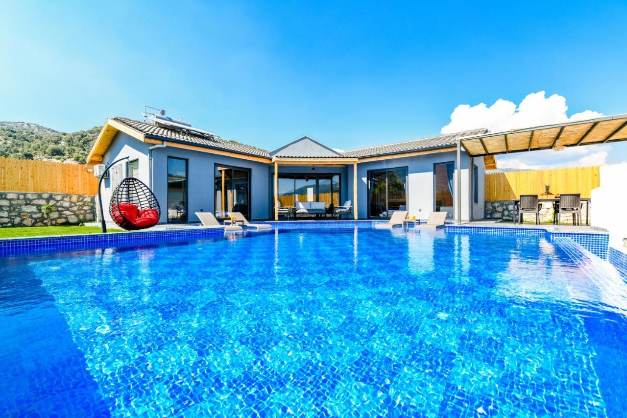 Sade 1 Secluded Large Pool